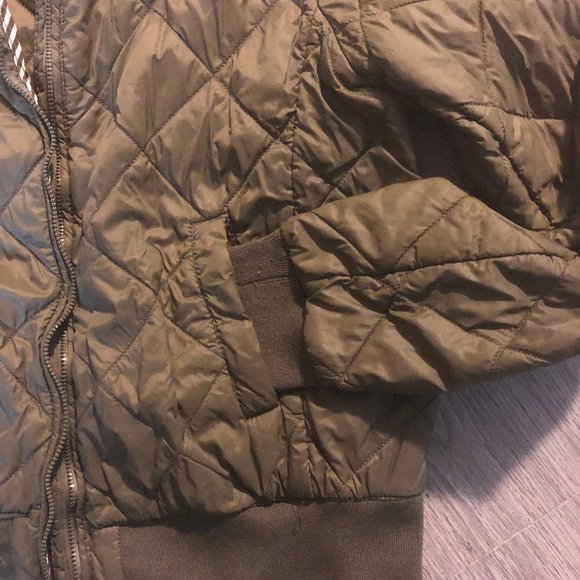 Thread & Supply Olive Quilted Bomber Jacket W's S - Picture 3 of 3